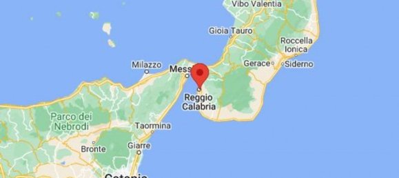 Gewerbliche Immobilie in Reggio Calabria, Italy 140m², Nr. 371964 12