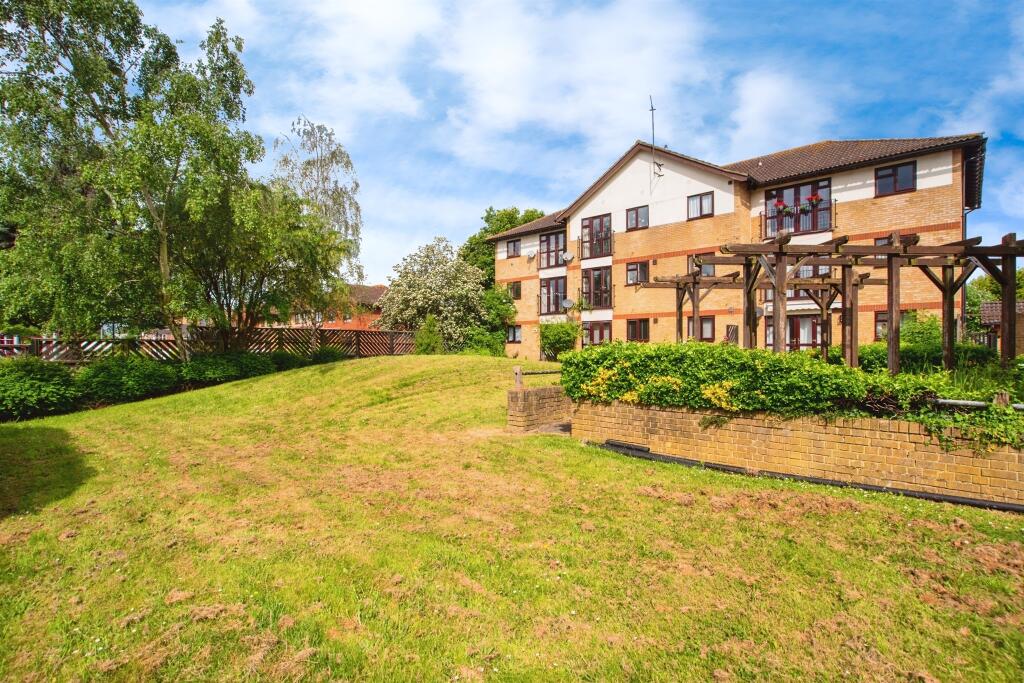 2 bedrooms Apartment in Watford, United Kingdom No. 6154