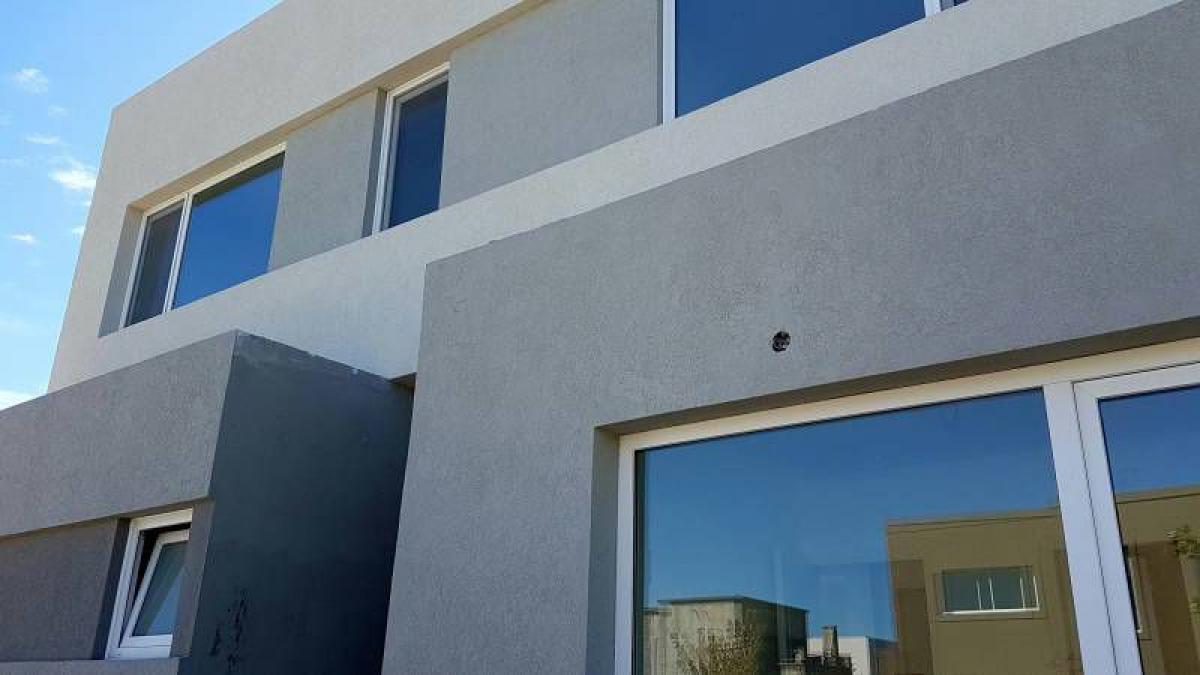 4 bedrooms House in Tigre, Argentina No. 1979