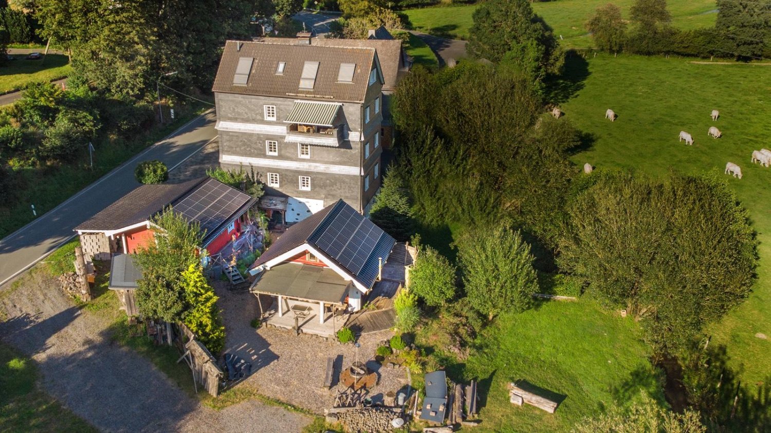 3 bedrooms Farm in Siegen-Wittgenstein, Germany No. 290573