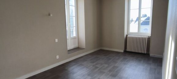 Casa de 3 dormitorios en Champgeneteux, France No. 95892 4