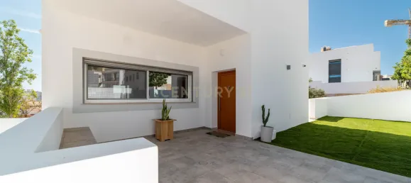 4 Schlafzimmer Villa in Tavira, Portugal, Nr. 139007 9