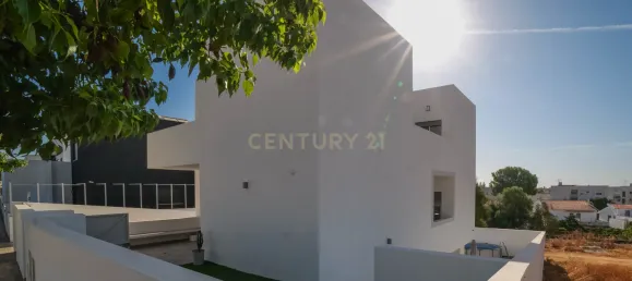 4 Schlafzimmer Villa in Tavira, Portugal, Nr. 139007 8