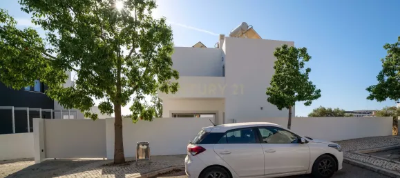 4 Schlafzimmer Villa in Tavira, Portugal, Nr. 139007 3