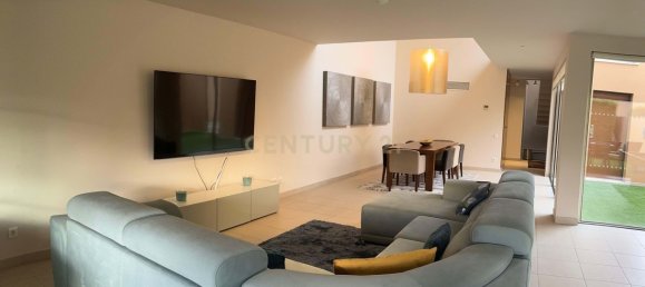 3 Schlafzimmer Villa in Guia, Portugal, Nr. 128244 2