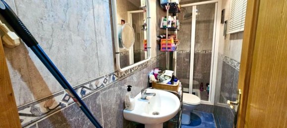 2 chambres Appartement à Valencia, Spain No. 167618 3