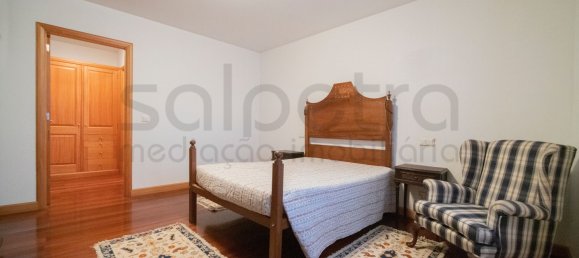 11 bedrooms House in Oliveira de Azemeis, Portugal No. 72027 16