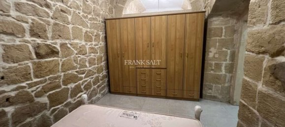 2 bedrooms House in Zurrieq, Malta No. 8206 6