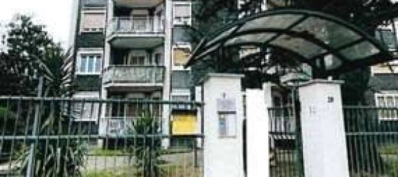 3 bedrooms Apartment in Baranzate, Italy No. 265267 2