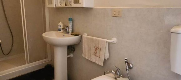 Casa de 3 dormitorios en Agliana, Italy No. 171761 2