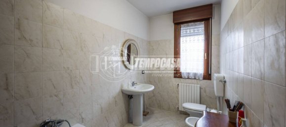 2 bedrooms Apartment in San Pietro in Casale, Italy No. 330573 8