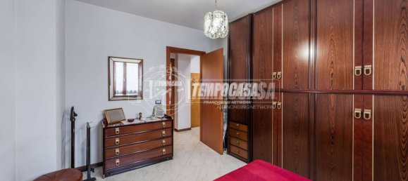 2 bedrooms Apartment in San Pietro in Casale, Italy No. 330573 13