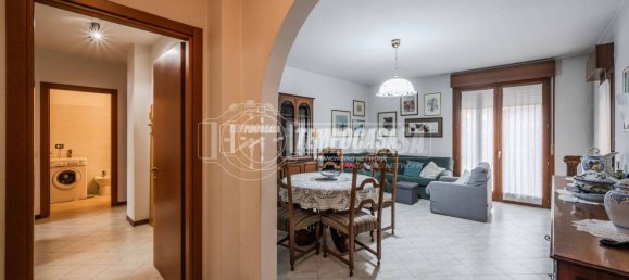 2 bedrooms Apartment in San Pietro in Casale, Italy No. 330573 3