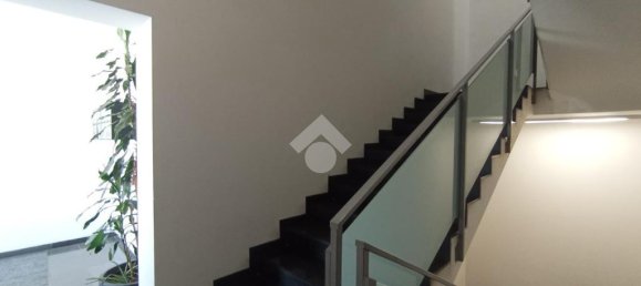 1-salle Bureau à Cosenza, Italy No. 36179 6