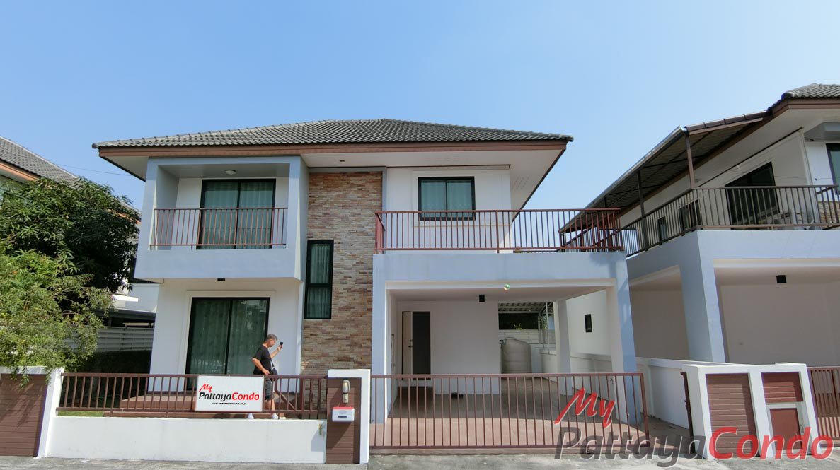 Café/restaurante de 3 dormitorios en Pattaya, Thailand No. 3026