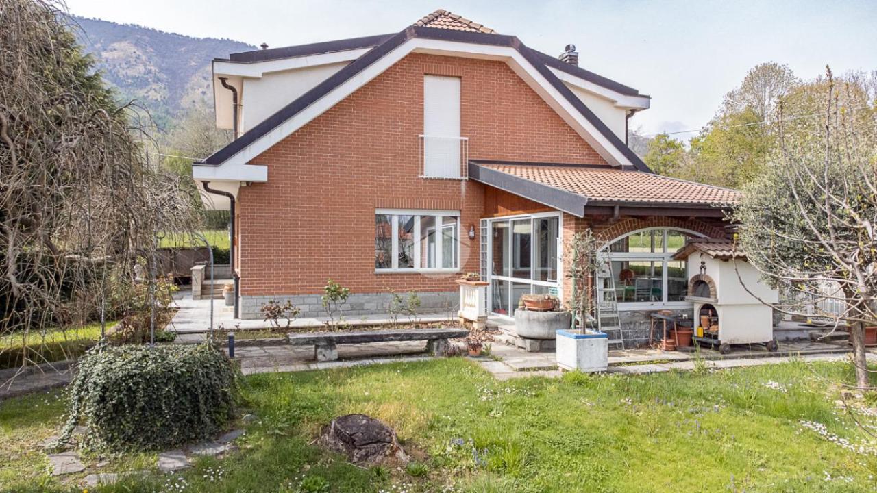 5 rooms Villa in Cafasse, Italy No. 156860