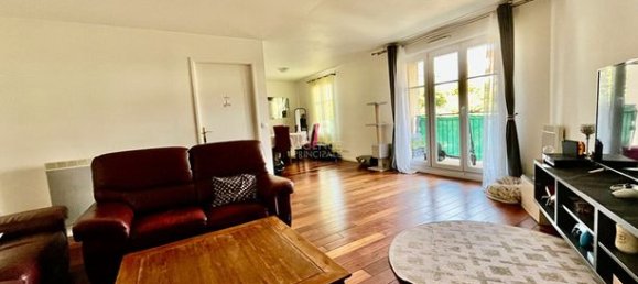 3 bedrooms Apartment in Vaureal, France No. 305521 2