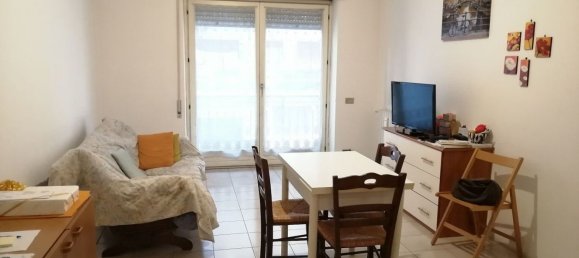 3-salle Appartement à Rome, Italy No. 33401 2