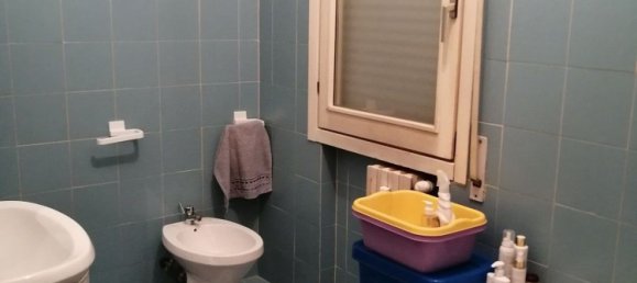 3-salle Appartement à Rome, Italy No. 33401 10
