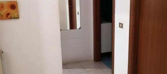 3-salle Appartement à Rome, Italy No. 33401 9