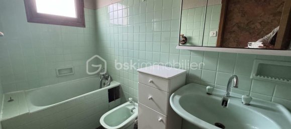 3 bedrooms House in Echirolles, France No. 355447 4