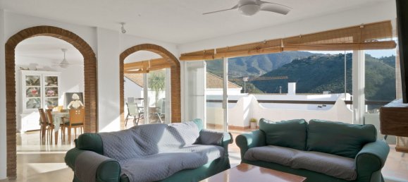 3 bedrooms Duplex in Benahavis, Spain No. 154724 3