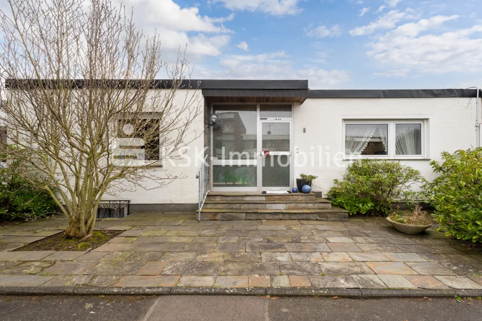 Bungalow de 3 dormitorios en Rhein-Erft, Germany No. 124240