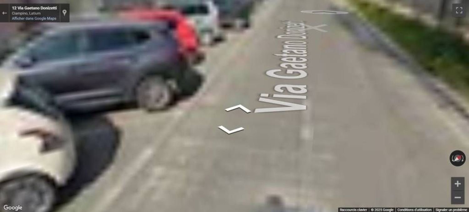 3-salle Appartement à Ciampino, Italy No. 190633