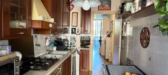 3 bedrooms Apartment in Rho, Italy No. 357878 9