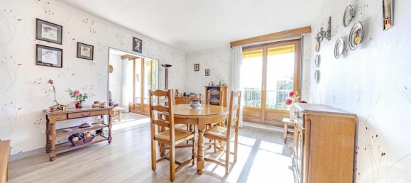 2 bedrooms Apartment in Athis-Mons, France No. 351781 2