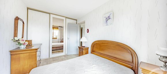 2 bedrooms Apartment in Athis-Mons, France No. 351781 6