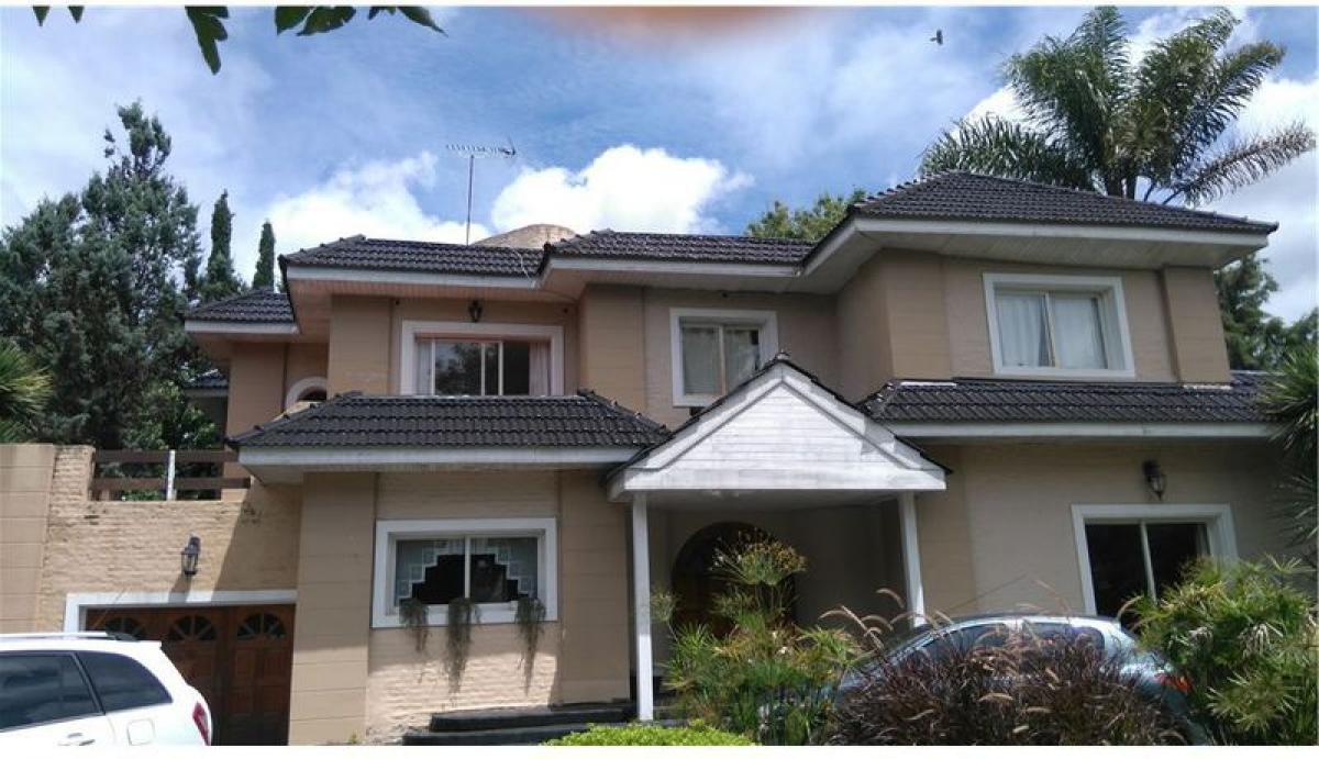 3 bedrooms House in San Vicente, Argentina No. 11052