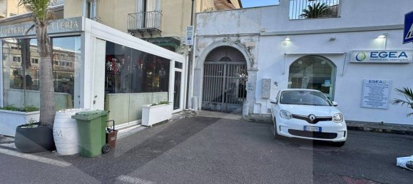 7 rooms Apartment in Somma Vesuviana, Italy No. 20487 2