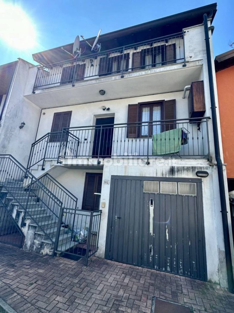 2 غرف نوم شقة في Borgo Ticino, Italy رقم 165563