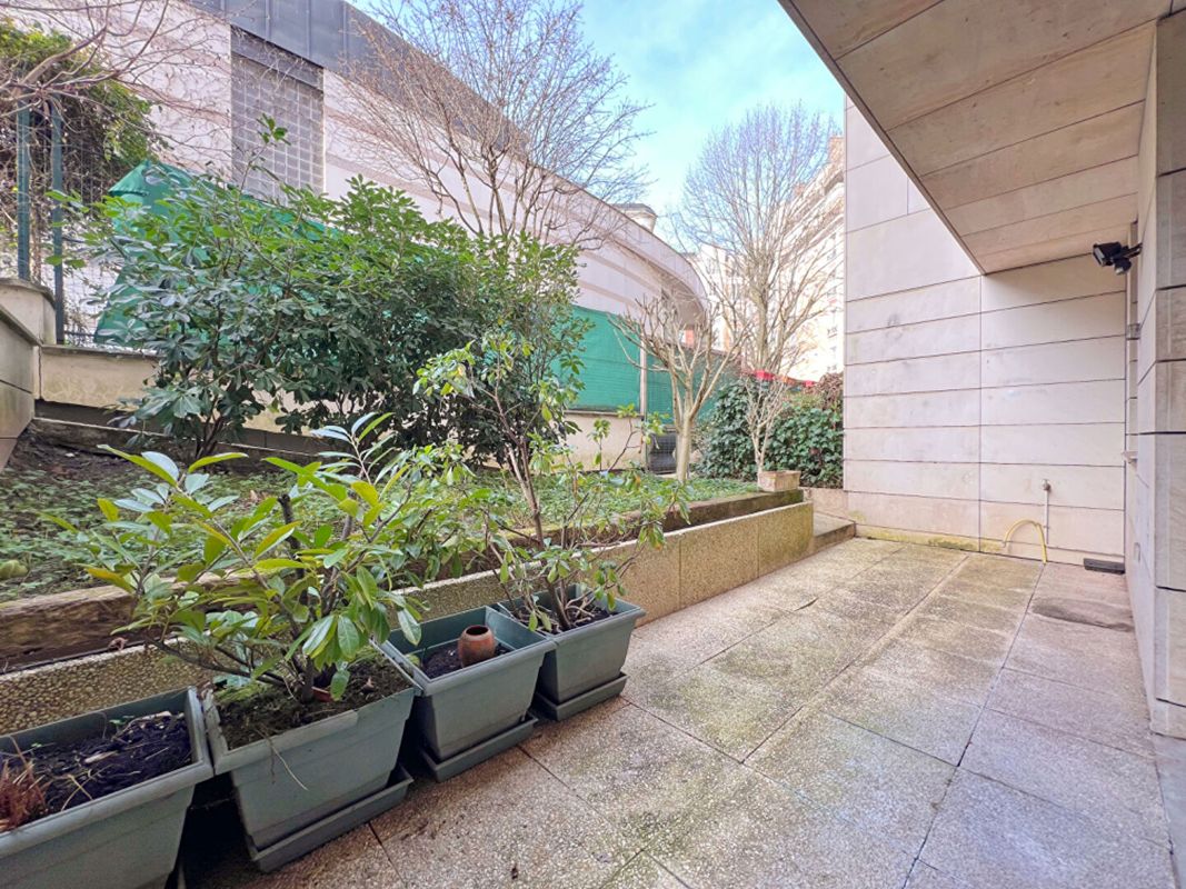 2 غرف نوم شقة في Asnieres-sur-Seine, France رقم 118029