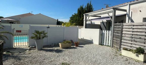 2 bedrooms House in Le Chateau-d'Oleron, France No. 308522 6