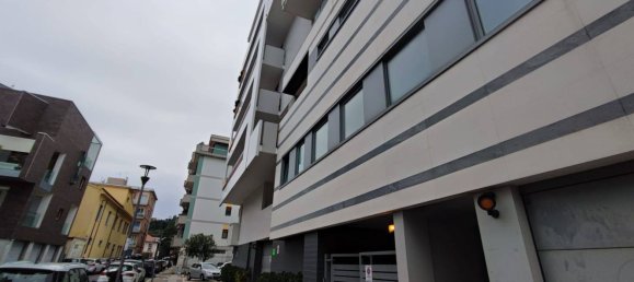 15m² Garage in Pescara, Italy No. 85777 12