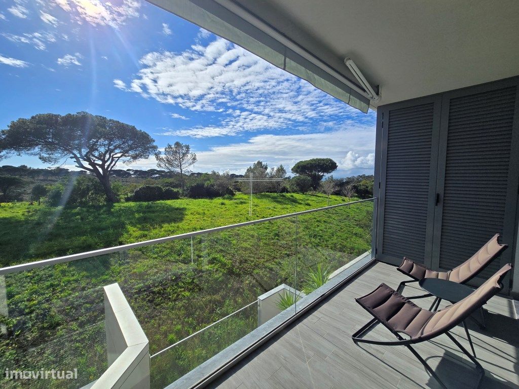 3 bedrooms Apartment in Almada, Portugal No. 99902