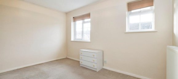 2 bedrooms Maisonette in Bushey, United Kingdom No. 6227 7