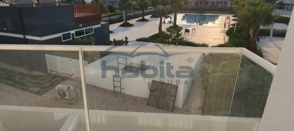 4 bedrooms Townhouse in Dubai, UAE No. 36105 6