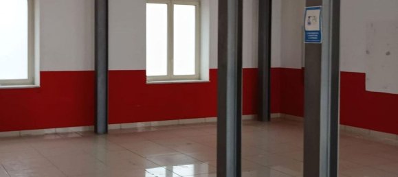 Gewerbliche Immobilie in Alvignano, Italy 260m², Nr. 374892 3