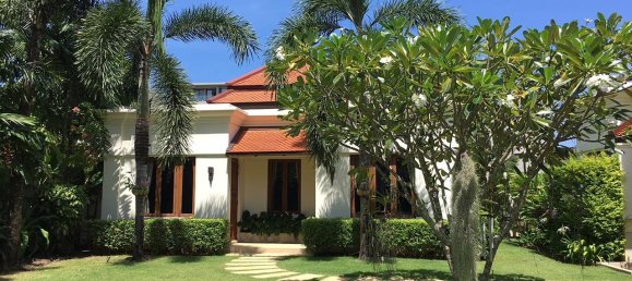 5 bedrooms Villa in Phuket, Thailand No. 379 5