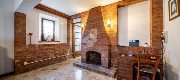 10-Zimmer Haus in Reggio Emilia, Italy, Nr. 5984 4