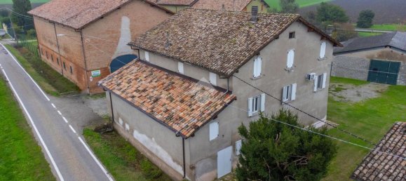 10-Zimmer Haus in Reggio Emilia, Italy, Nr. 5984 24