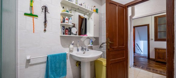 10-Zimmer Haus in Reggio Emilia, Italy, Nr. 5984 16