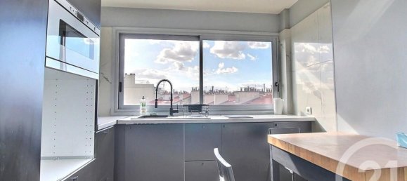 2 bedrooms Apartment in Charenton-le-Pont, France No. 321788 3