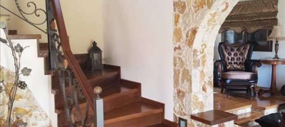 5 bedrooms Villa in Corfu, Greece No. 8238 11