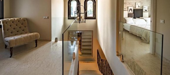 7 bedrooms Villa in Marbella, Spain No. 125803 6