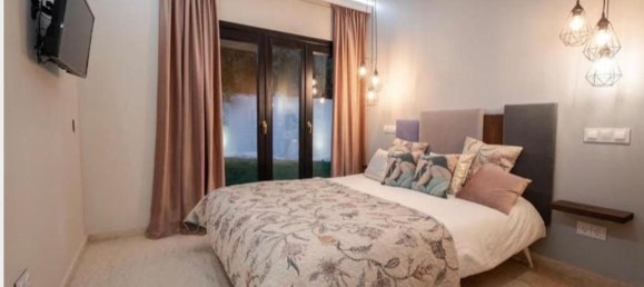 7 bedrooms Villa in Marbella, Spain No. 125803 15