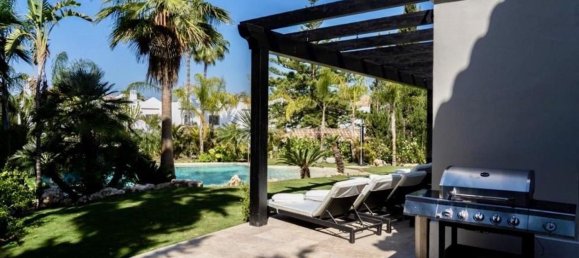 7 bedrooms Villa in Marbella, Spain No. 125803 4